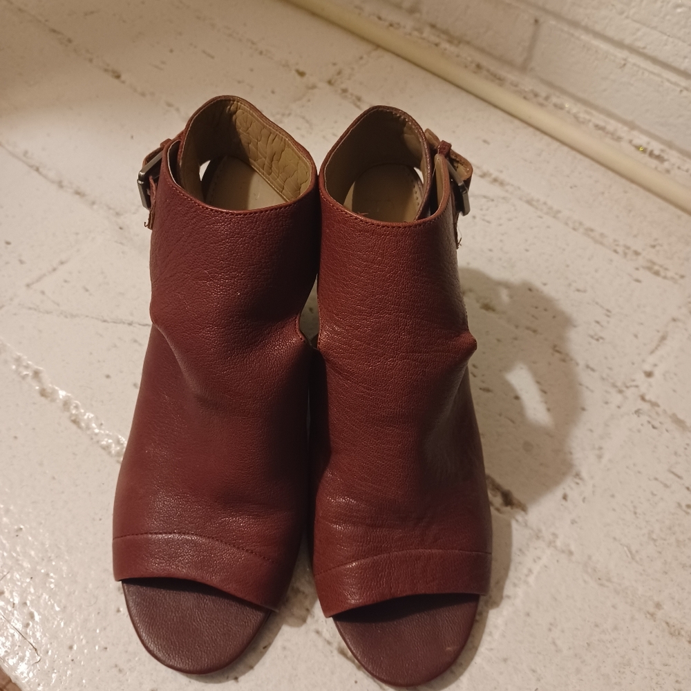 Franco Sarto burgundy Red Leather 8 Heel Work Festival Wedge Shoe